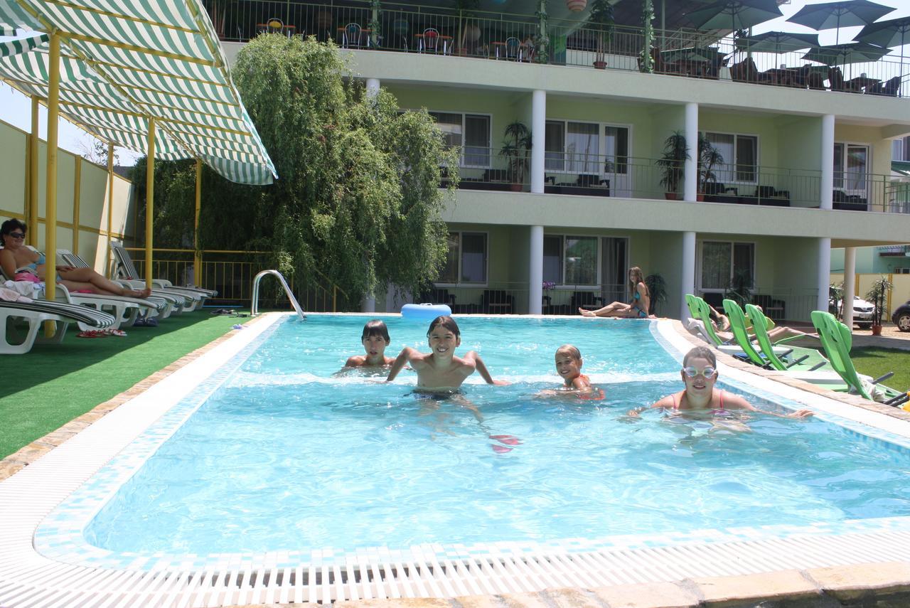 Green Hotel-Club Satoka Exterior foto
